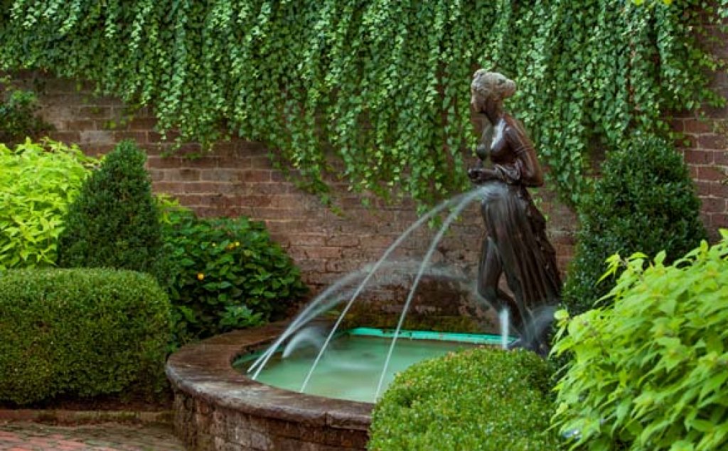 The Greenbrier fountain.