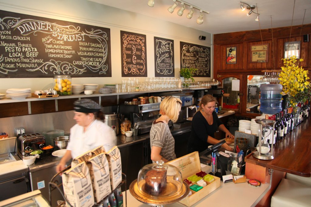 Stardust cafe.