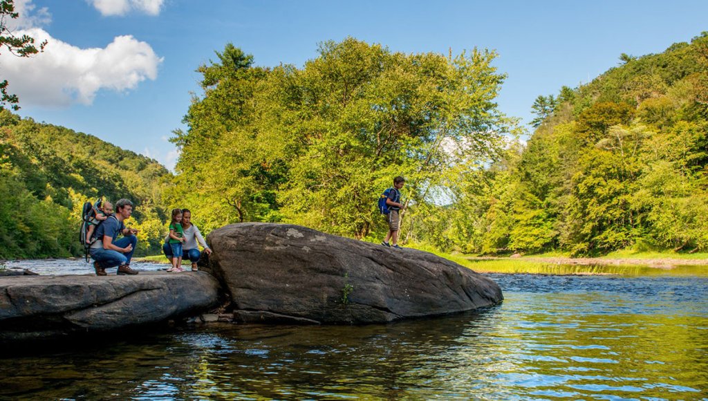 rock outcropping on greenbrier river trail 1200x680.