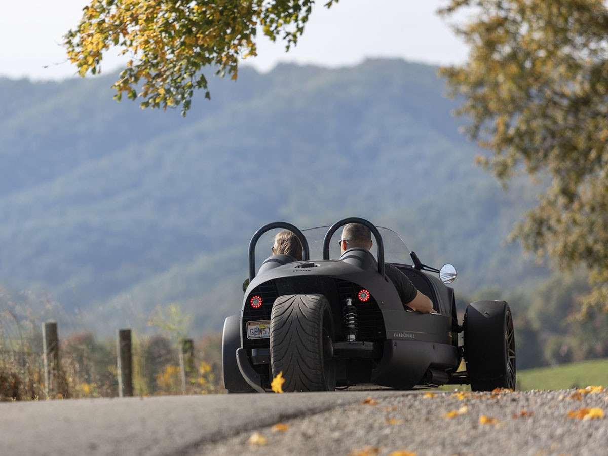 scenic drive in the greenbrier valley wv 1200x900