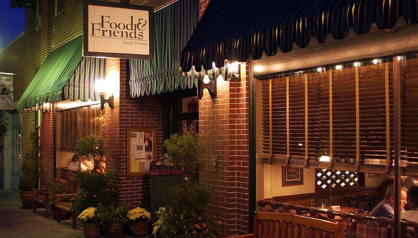 food and friends restaurant in downtown lewisburg